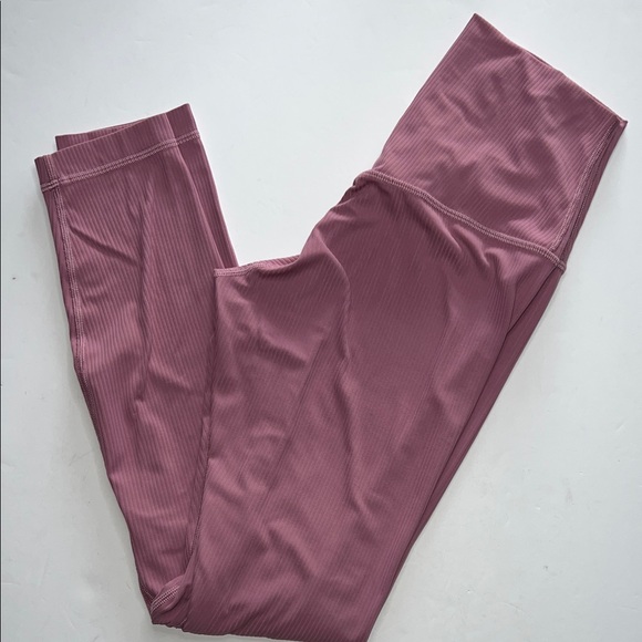 lululemon athletica Dusty Rose High-Waisted Leggings - Picture 4 of 8
